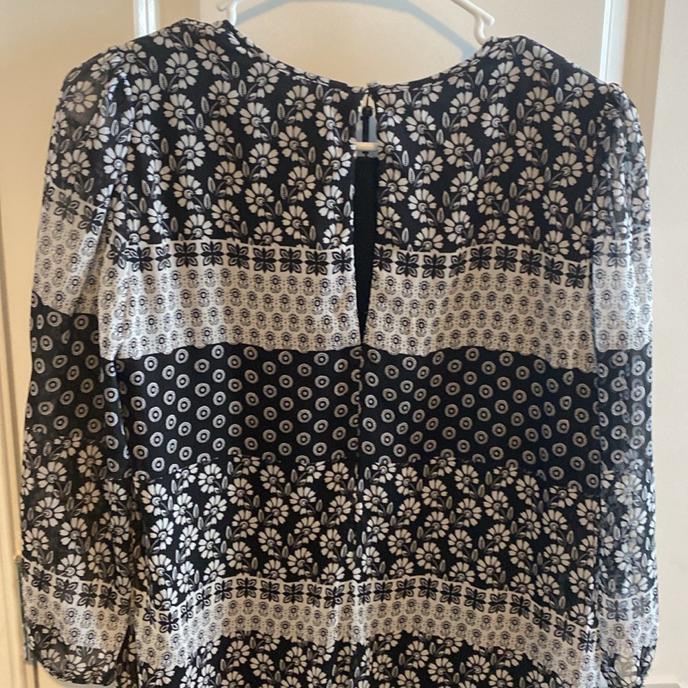 Dress - Picture 5 of 7